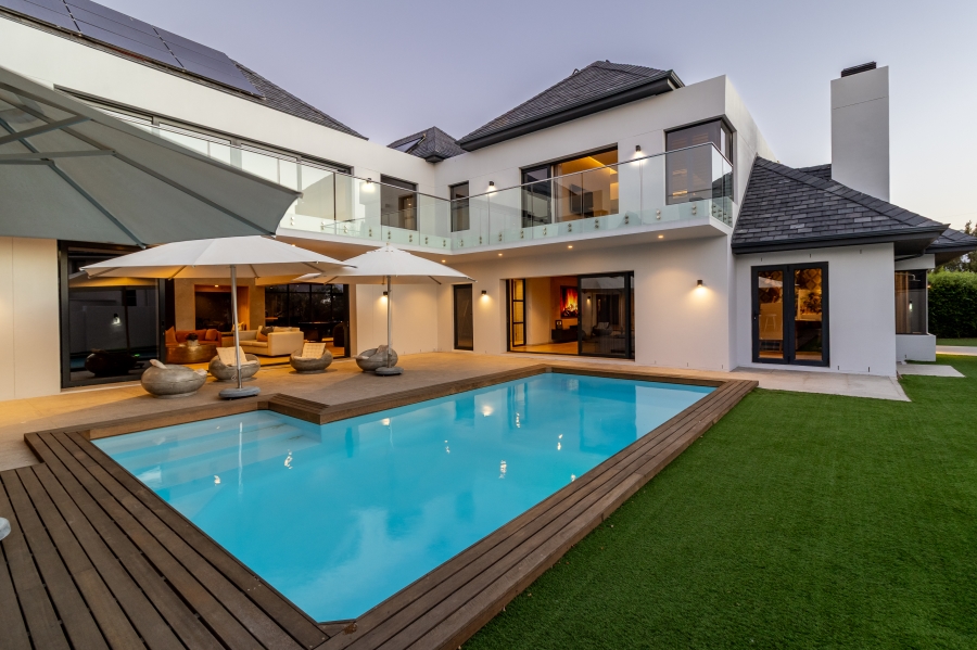 5 Bedroom Property for Sale in Pearl Valley at Val de Vie Western Cape